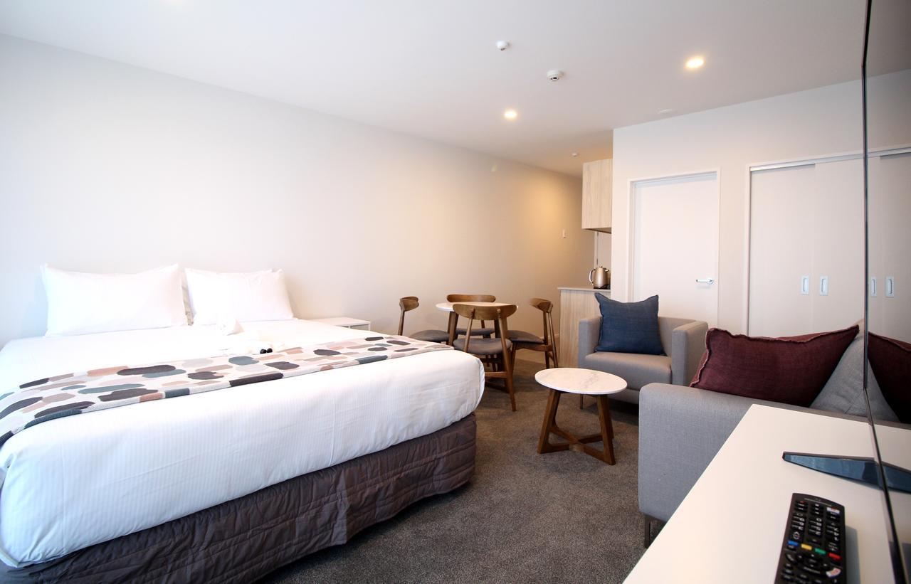 FERNZ Motel&Apartments Birkenhead Auckland Exterior foto A typical studio apartment